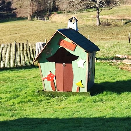 Maison Entre Campagne Et Foret Aspret-Sarrat Exterior foto